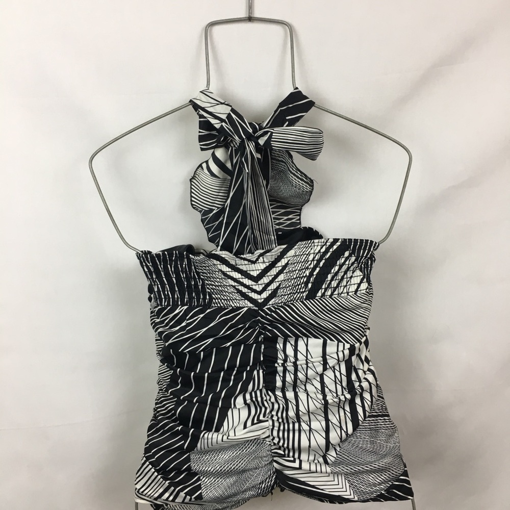Grass Collection Ruffle sleeveless M - Picture 2 of 5